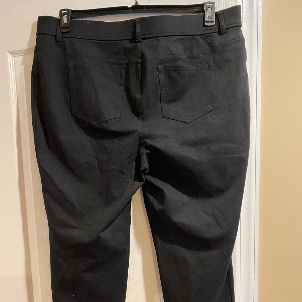 Slacks-stretch material - Picture 2 of 4
